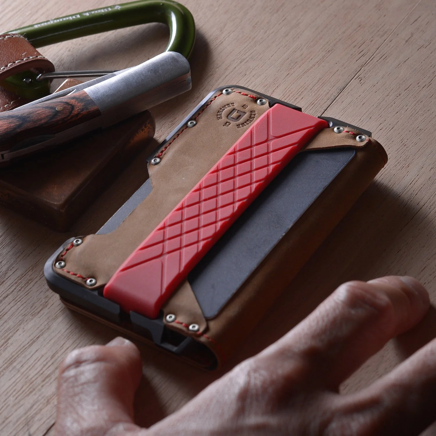 D01 DAPPER™ BIFOLD WALLET - SPECIAL EDITION - SLATE GREY - Image 15