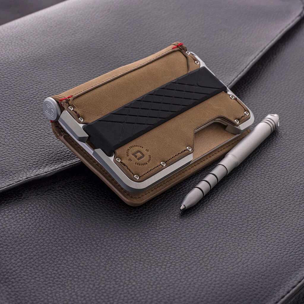 D01 DAPPER™ PEN WALLET - Image 13