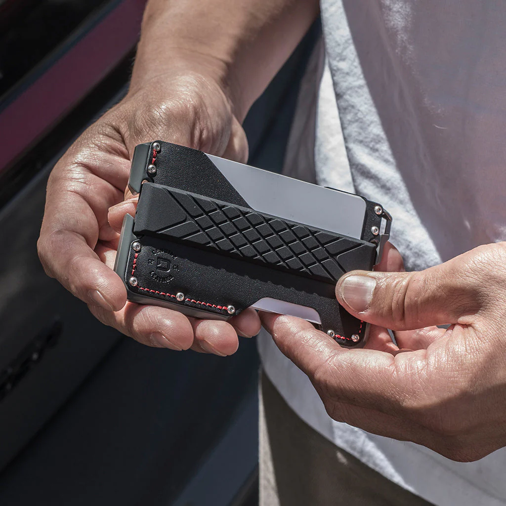 D01 R-SPEC™ WALLET - Image 32