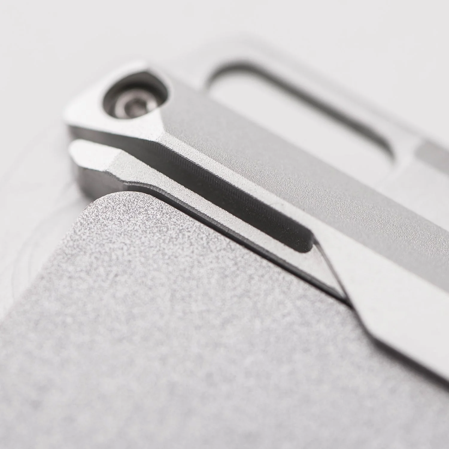 M1 MAVERICK™ RAIL WALLET - Image 17