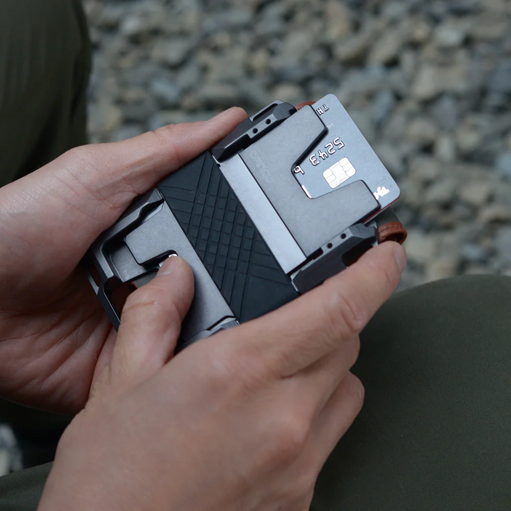 M1 MAVERICK™ BIFOLD WALLET - 4 POCKET BIFOLD LEATHER - Image 20