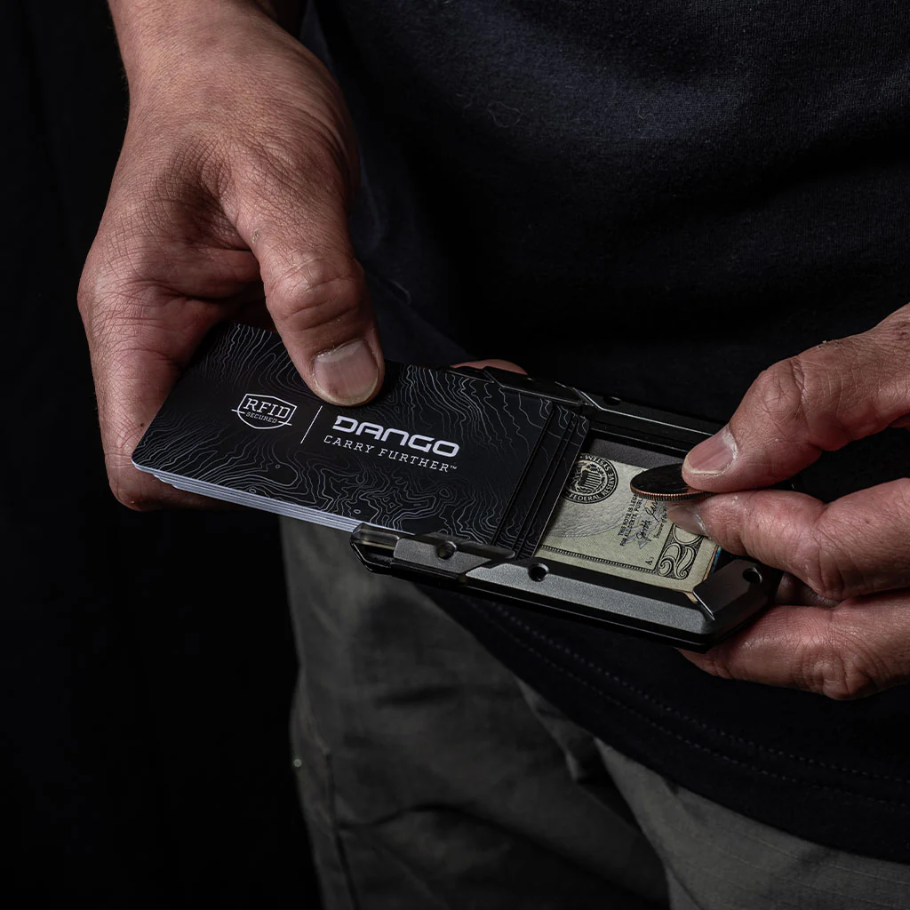 M4 MAVERICK™ RAIL WALLET - Image 16