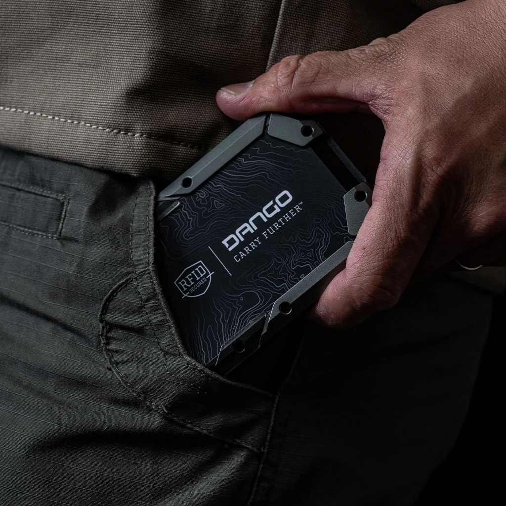 M4 MAVERICK™ RAIL WALLET - Image 19