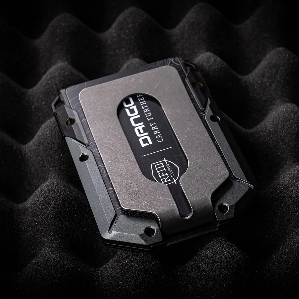 M4 Maverick™ Rail Wallet with Titanium Clip - Image 16