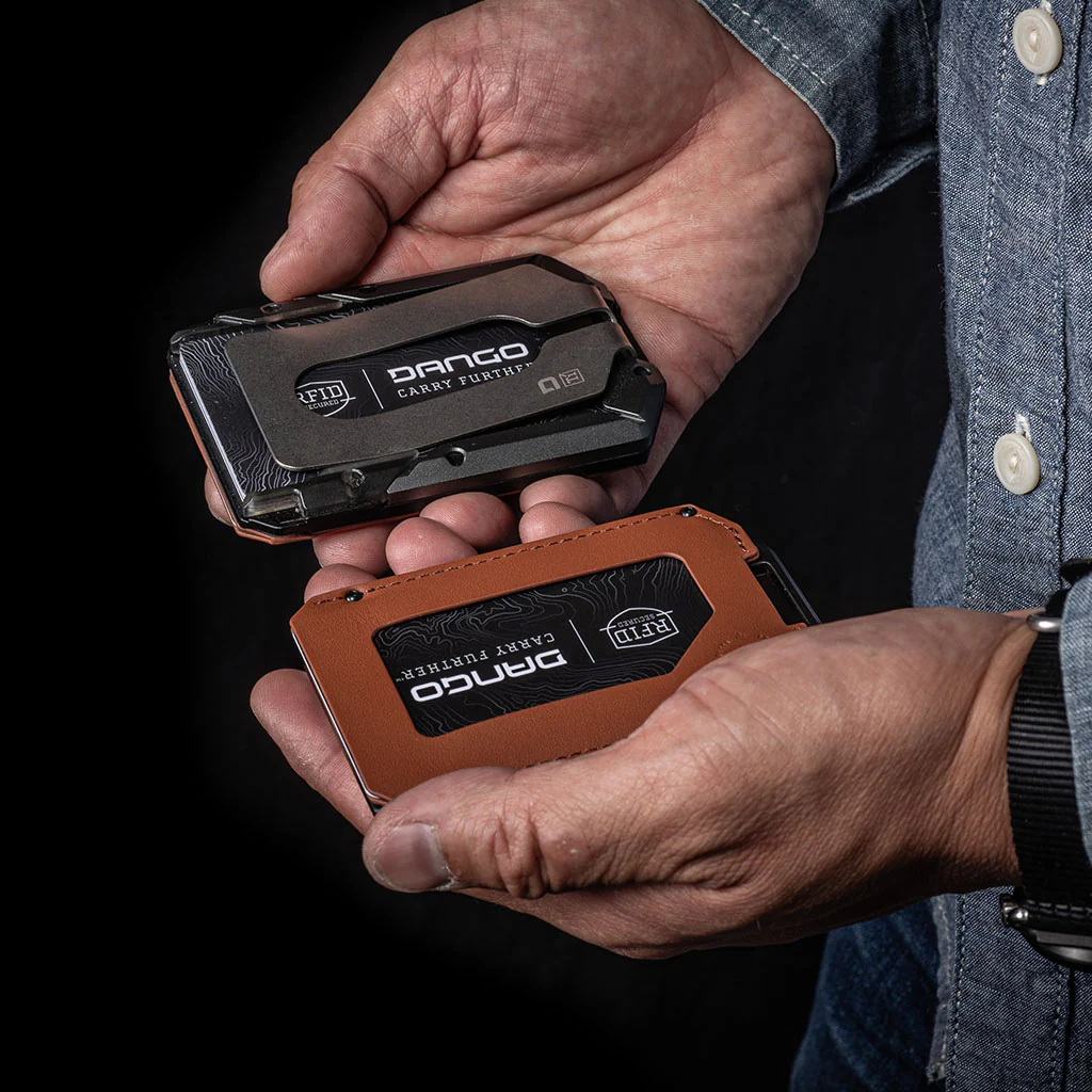 M4 Maverick™ Rail Wallet with Titanium Clip - Image 25