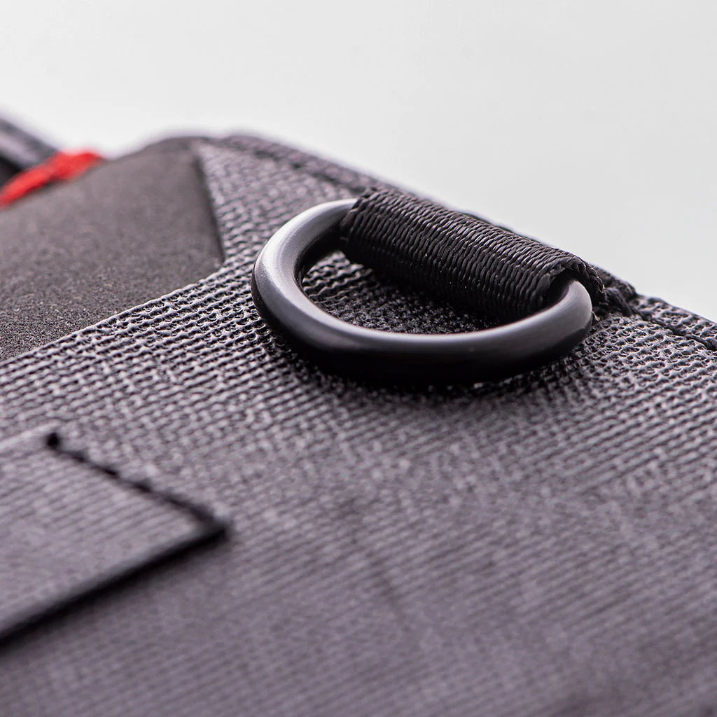 P01 PIONEER™ TRAVEL WALLET - Image 14