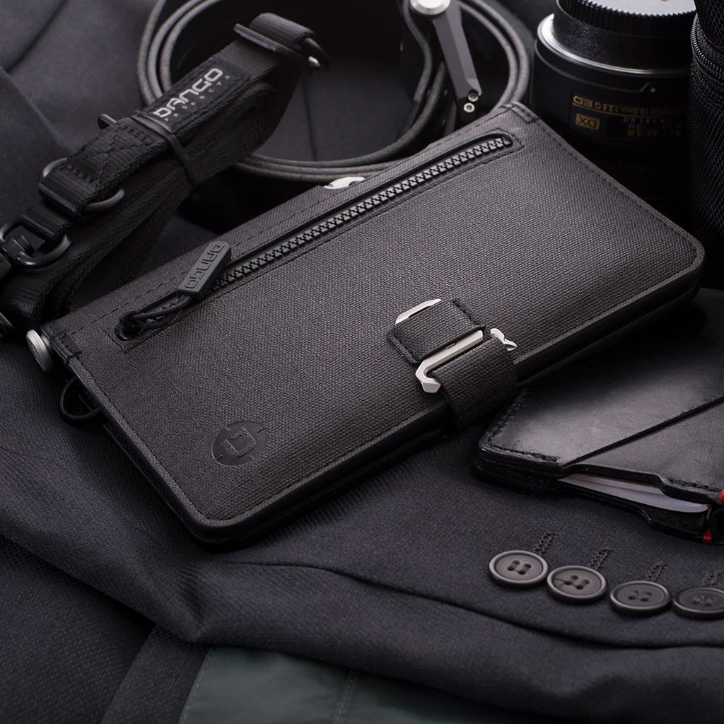 P02 PIONEER™ TRAVEL WALLET - Image 8